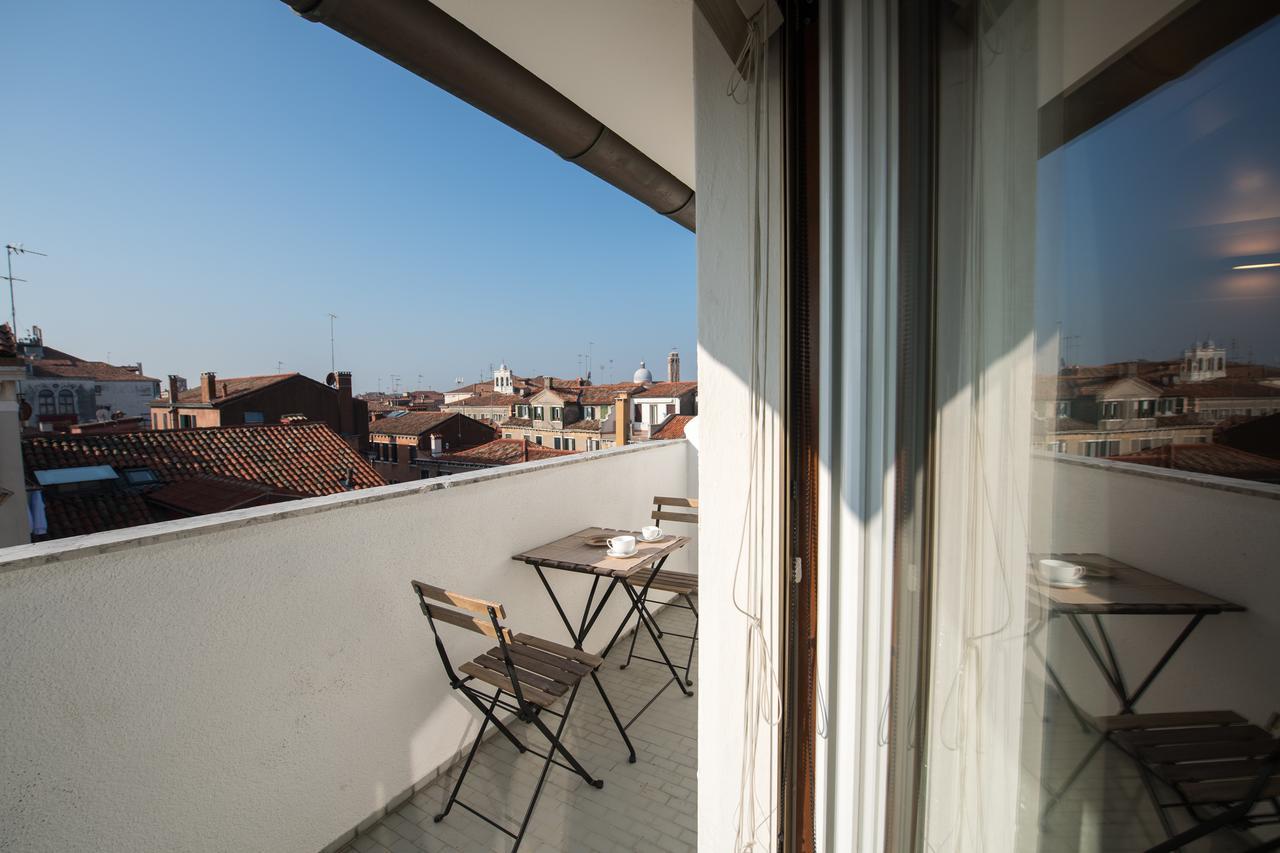 Savoia & Jolanda Apartments 2 Venezia Eksteriør bilde